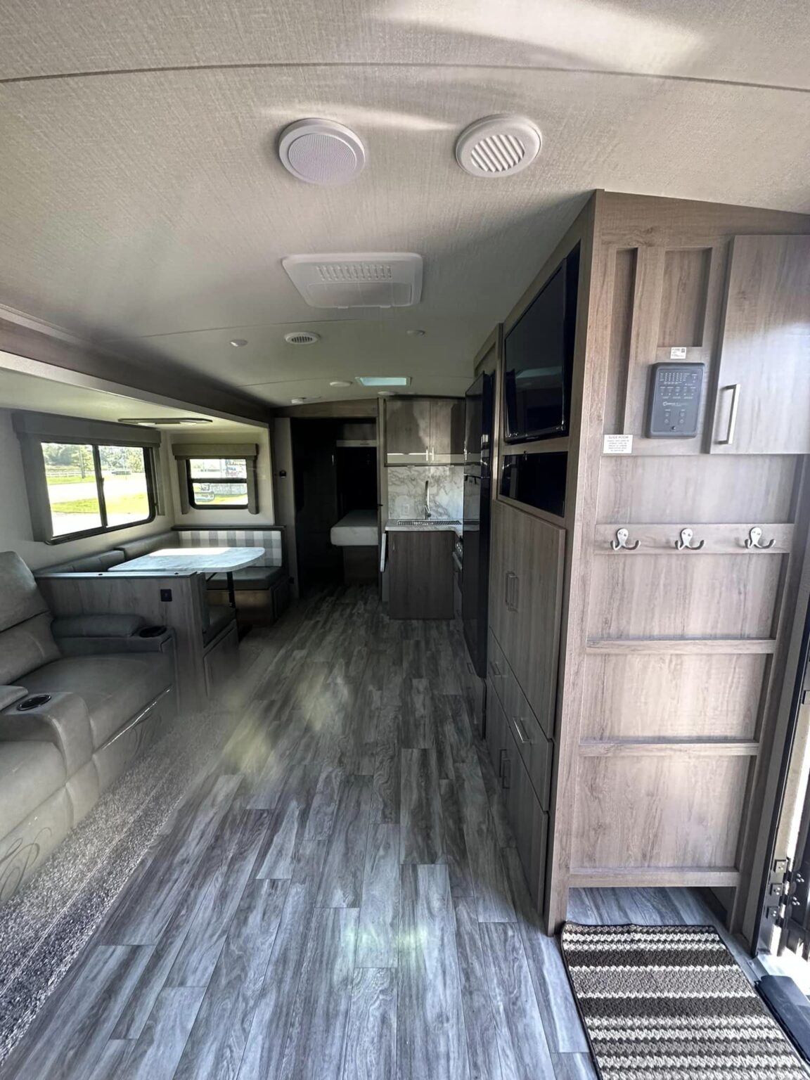 *SALE PENDING…2022 Grand Design Imagine 2600RB Diederich's RV Mart