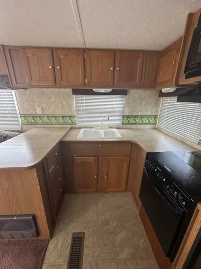 2006 Springdale 281RKL - Image 9
