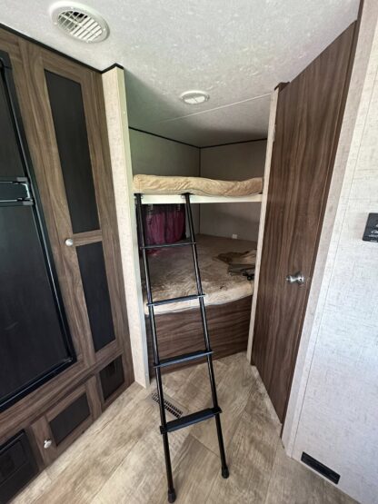 2017 KZ Sportsmen S280BHSS - Image 18
