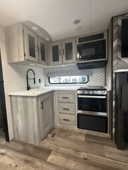 2022 KZ Connect C251BHK “Dealer Demo” - Image 22