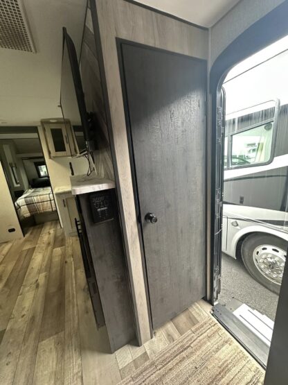 2022 KZ Connect C251BHK “Dealer Demo” - Image 15