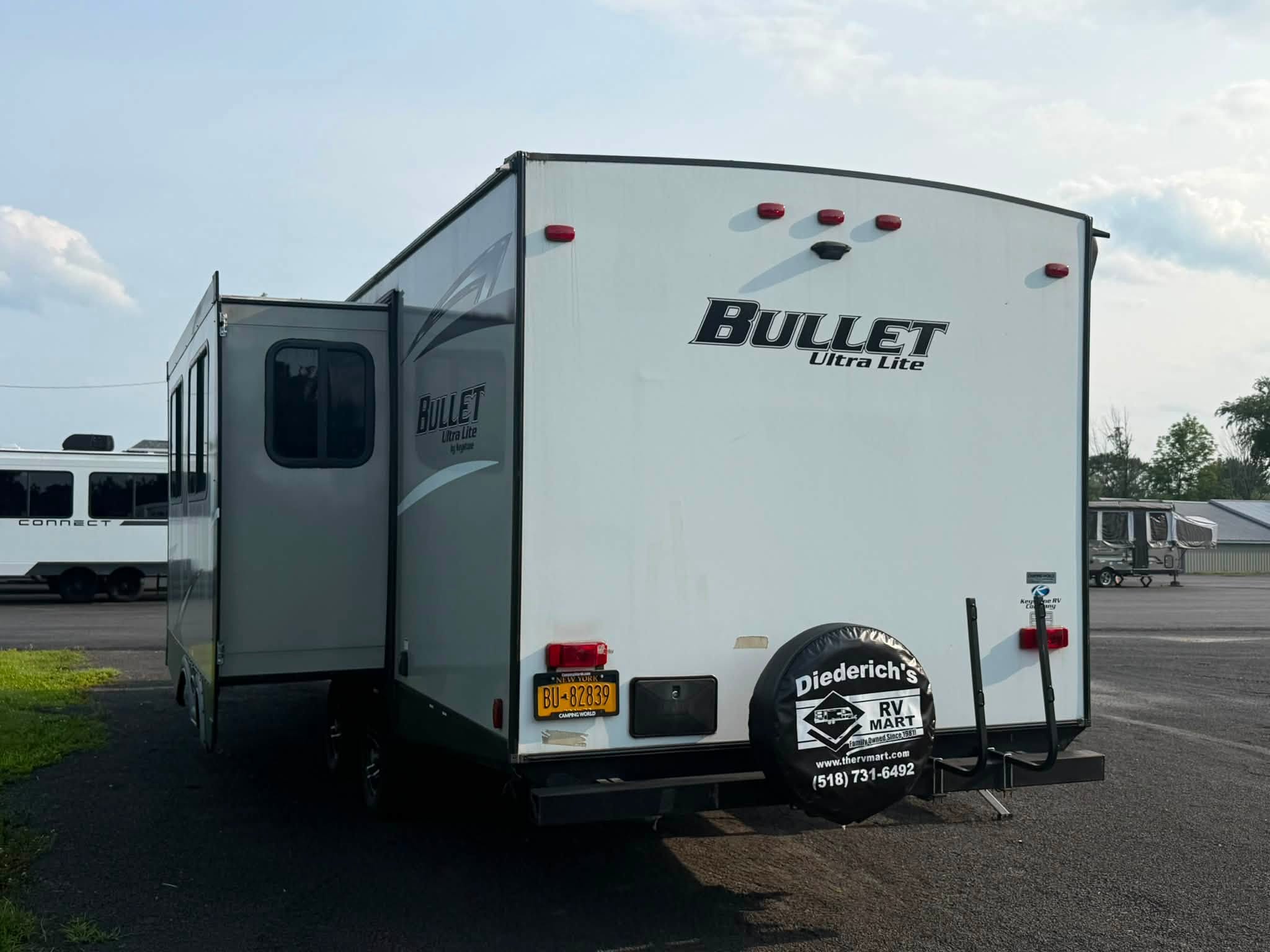 2021 Keystone Bullet 261RB - Image 5
