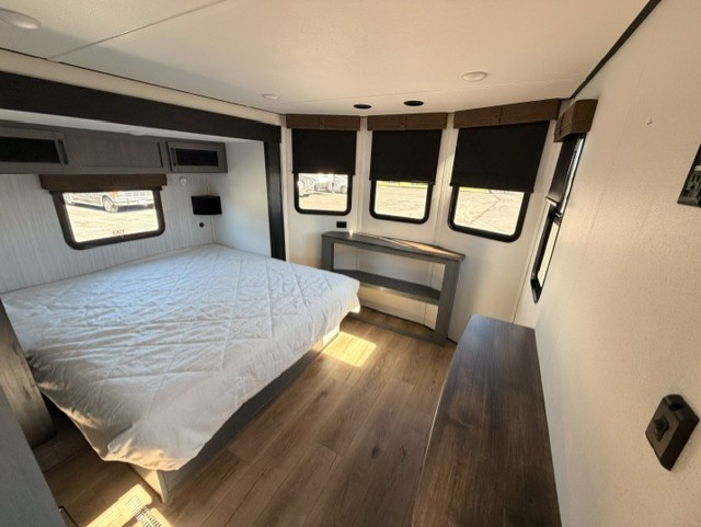 2026 PUMA VISTA 420LFT - Image 7